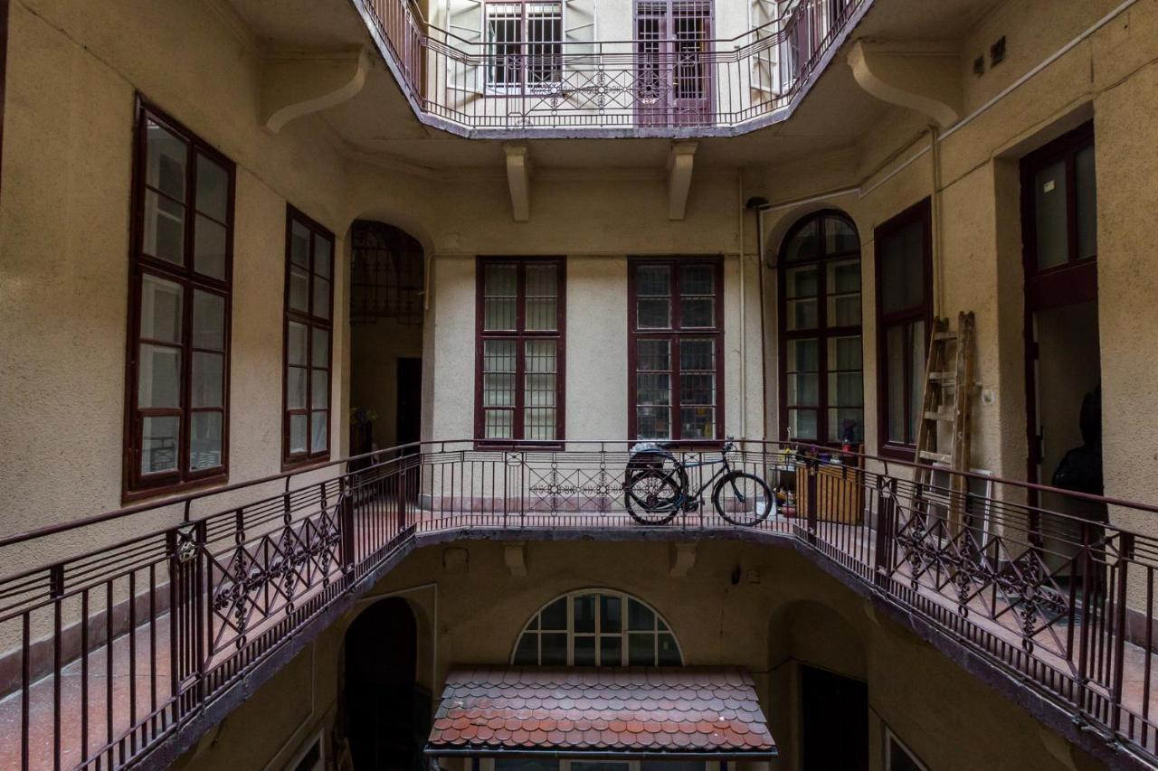 Spacious Riverside Residency - Magnificent View Budapest Exterior photo